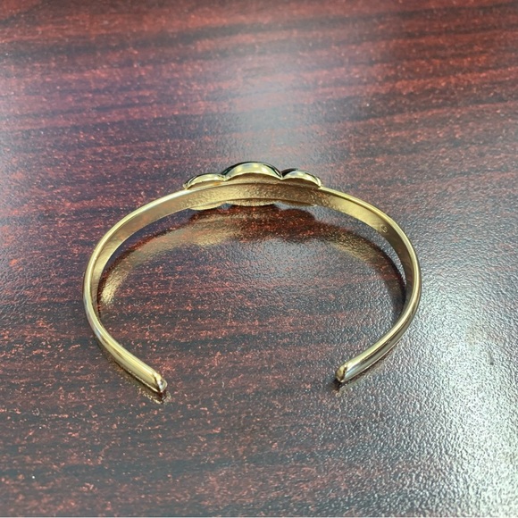 Avon “Blue Iris” Gold and Blue Stone cuff Bracelet NIB 1990 - Picture 3 of 6